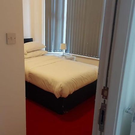 Midtown Guesthouse Liverpool Buitenkant foto